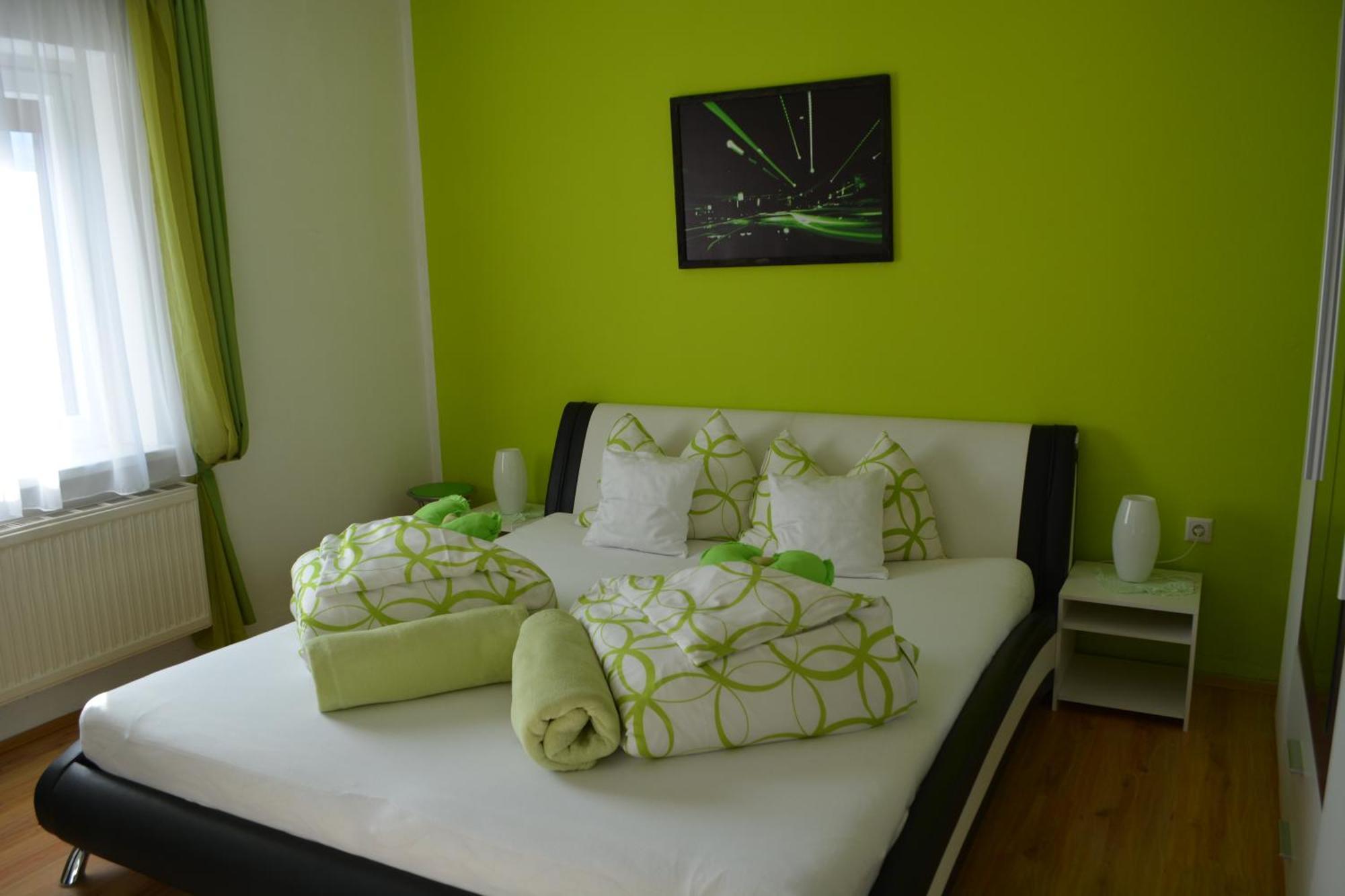 Haus Sunshine Daire Hermagor-Pressegger See Oda fotoğraf